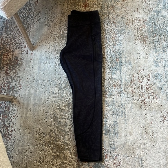 Athleta Rainier Printed Tight - Picture 2 of 6